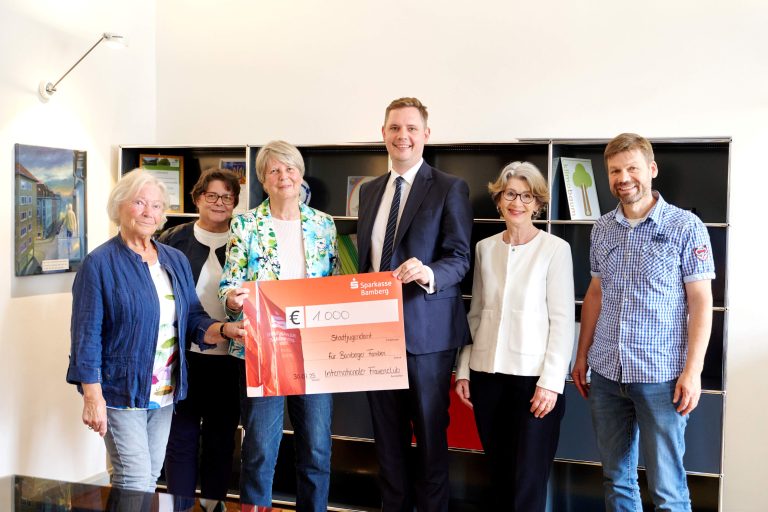 Frauenclub spendet 1.000 Euro für guten Zweck