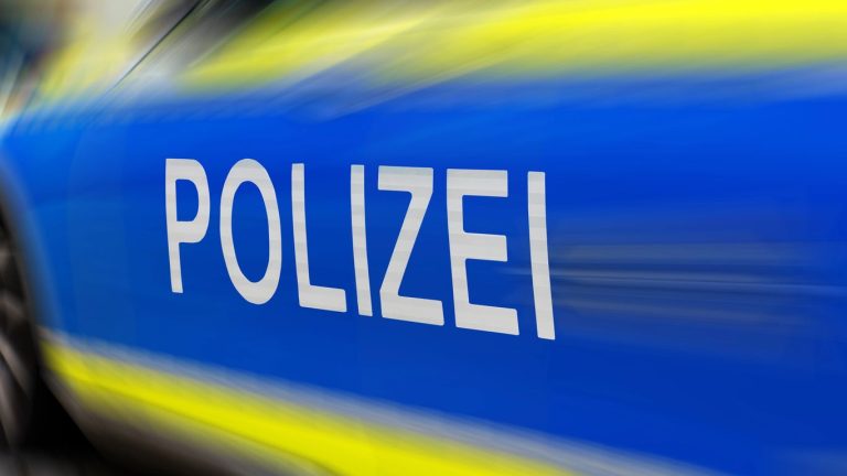 Unfallflucht trotz Fahrsicherheitstraining: Fahrer flieht nach Kollision auf der A3