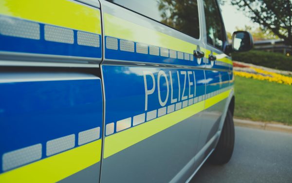 Nach Schlägerei unter Fußballfans ermittelt die Polizei