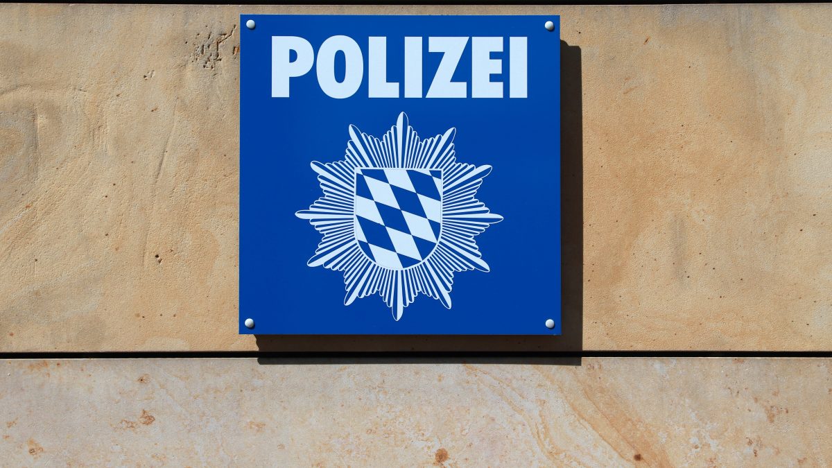Hubert ohne Staller: Polizei prüft Irregularitäten bei Auto-Kennzeichen während Dreharbeiten