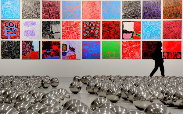 So prägte Yayoi Kusama mit ihren Punkten die zeitgenössische Kunstwelt.