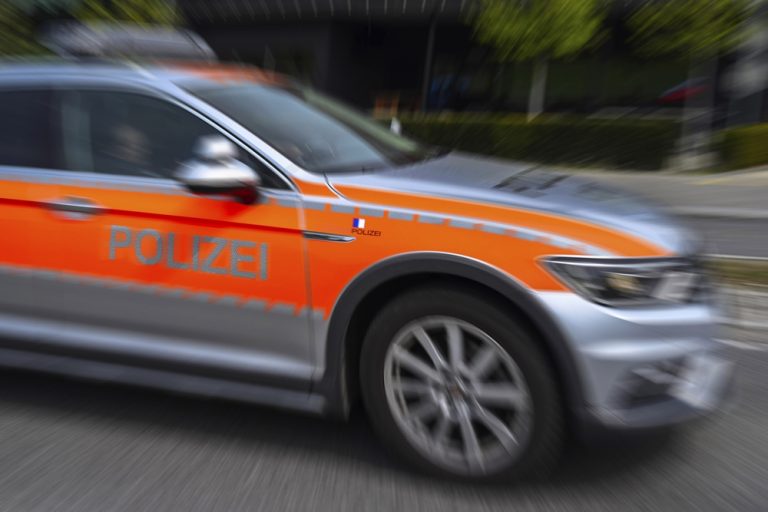 Schwerer Busunfall in der Schweiz: Mehrere Tote und zahlreiche Verletzte zu beklagen