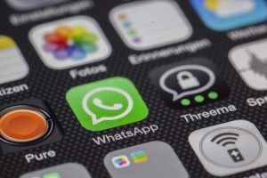 WhatsApp erweitert Funktionen: Nutzer können jetzt längere Musikausschnitte im Status verwenden
