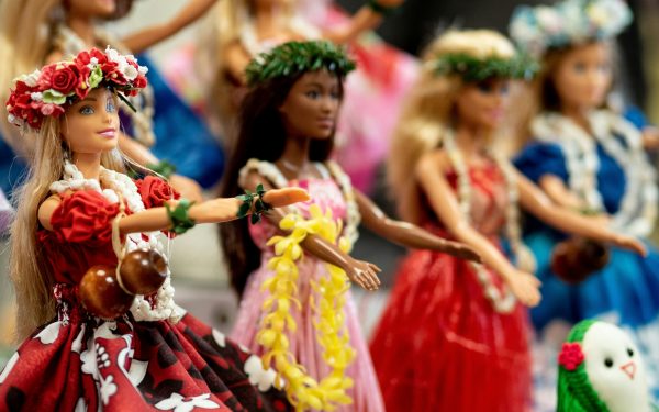 Nach 51 Jahren: Atemprobleme einer Kanadierin durch Barbie-Becher verursacht
