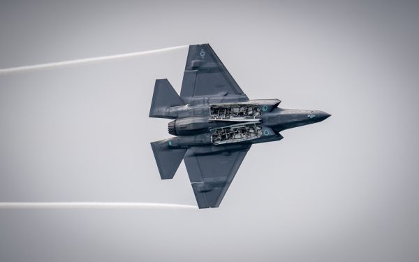 Bundeswehr modernisiert Luftwaffe: Erster F-35 Tarnkappenjet wird übergeben
