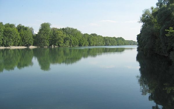 95-Jährige bleibt stundenlang in der Isar und wird erfolgreich gerettet