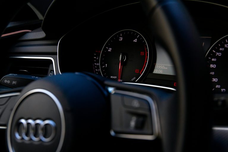 Welche Gründe stehen hinter dem Rückgang der Verkaufszahlen bei Audi?